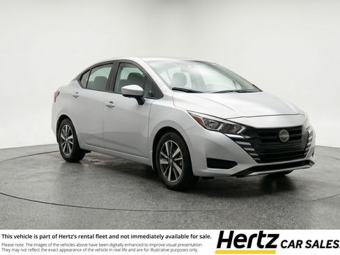 Used 2025 Nissan Versa SV image 1