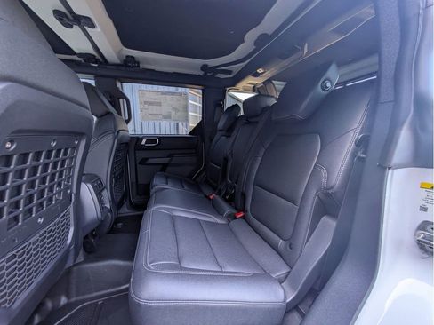New 2026 Ford Bronco Badlands AWD/4WD image 27