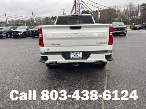 Used 2022 Chevrolet Silverado 1500 High Country w/ Z71 Off-Road Package image 32