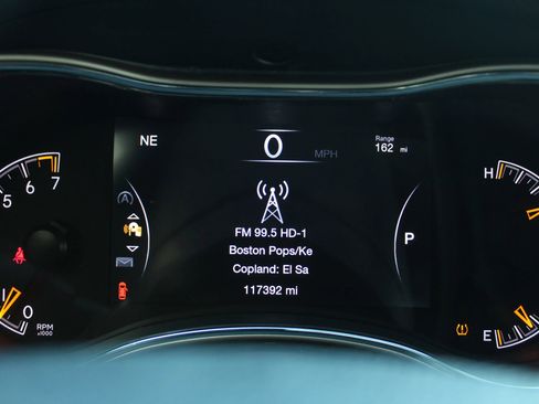 Used 2017 Jeep Grand Cherokee Limited image 27