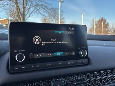 Used 2023 Honda HR-V Sport image 19