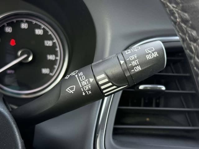 Used 2020 Buick Enclave Essence FWD image 25
