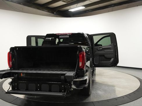 Used 2026 GMC Sierra 1500 SLT w/ SLT Premium Plus Package image 12