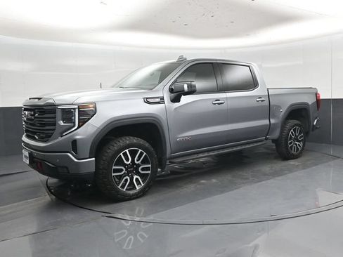 Used 2024 GMC Sierra 1500 AT4 w/ Technology Package AWD/4WD image 37
