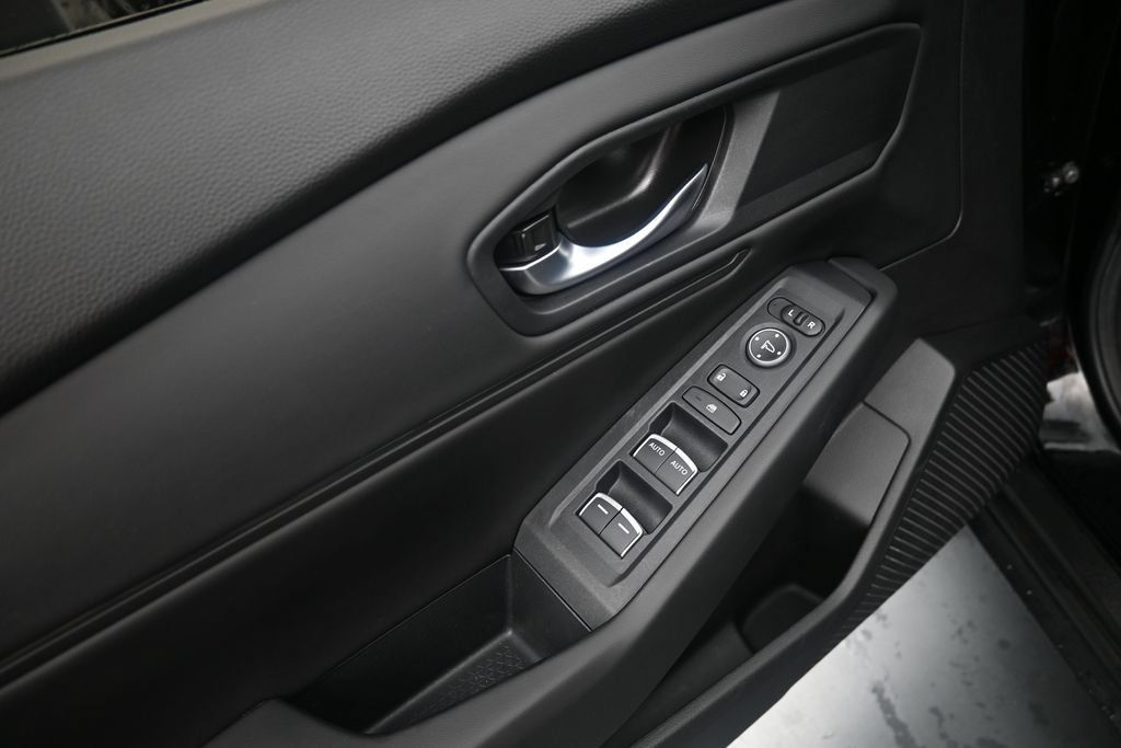 Used 2025 Honda Accord SE image 20