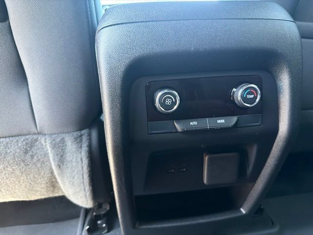 Used 2024 Chevrolet Traverse LT w/ LPO, Floor Liner Package FWD image 28