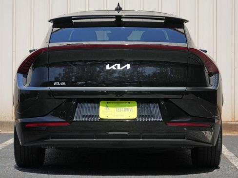 Used 2022 Kia EV6 Wind w/ Wind Technology Package AWD/4WD image 10