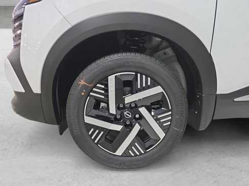 New 2026 Nissan Kicks SV FWD image 23