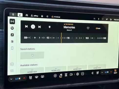 Used 2024 Rivian R1S Adventure AWD/4WD image 22