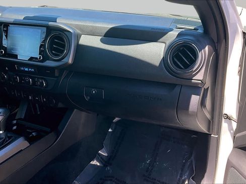 Certified 2023 Toyota Tacoma TRD Sport w/ Advanced Technology Package AWD/4WD image 18
