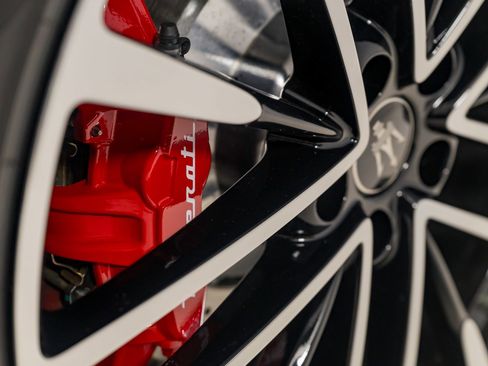 Used 2024 Maserati GranCabrio Trofeo image 54