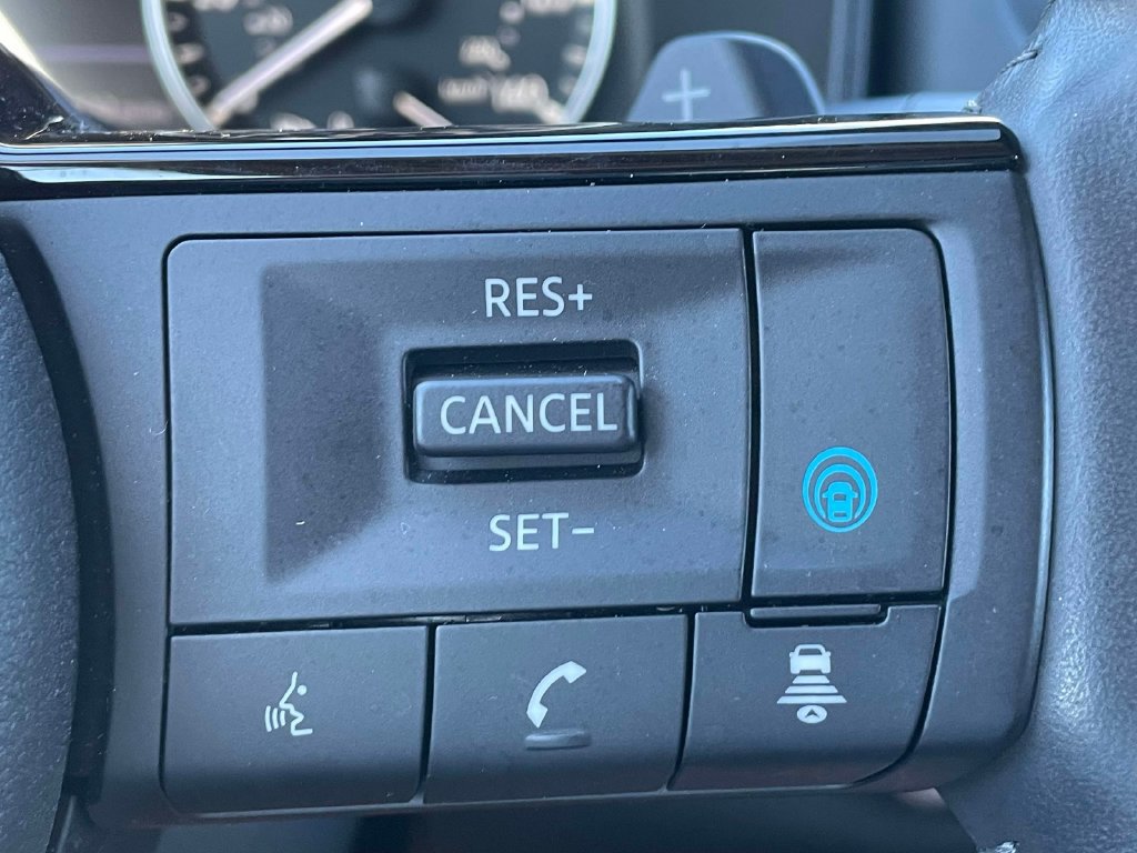 Used 2023 Nissan Rogue SV w/ SV Premium B Package AWD/4WD image 33