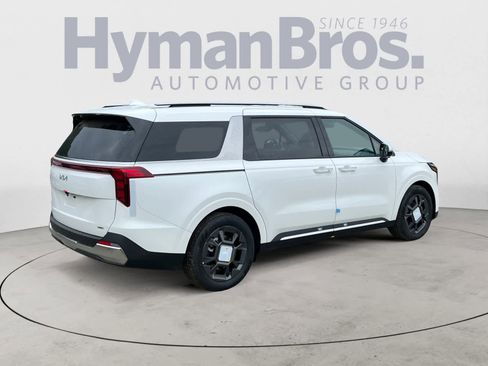 New 2026 Kia Carnival SX FWD image 3