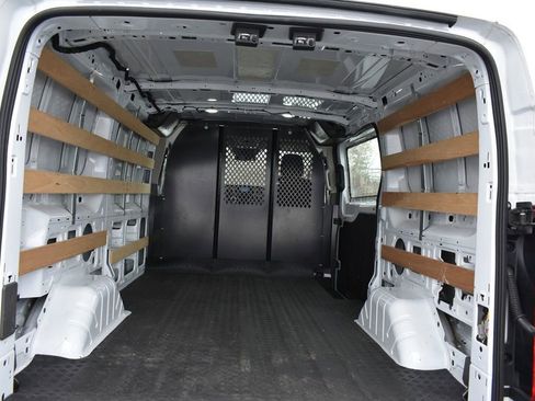 Used 2024 Ford Transit 250 Base w/ Exterior Upgrade Package image 35