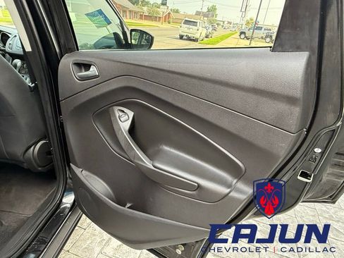 Used 2015 Ford Escape SE FWD image 19