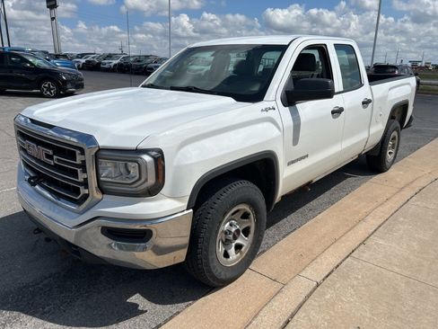 Used 2017 GMC Sierra 1500 4x4 Double Cab image 1