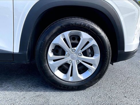 Certified 2024 Chevrolet Trax LS FWD image 8