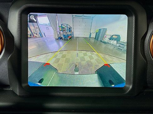 Used 2021 Jeep Gladiator Mojave image 16