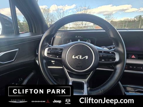Used 2023 Kia Sportage X-Line AWD/4WD image 17