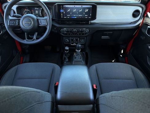 Used 2024 Jeep Wrangler Unlimited Sport AWD/4WD image 17