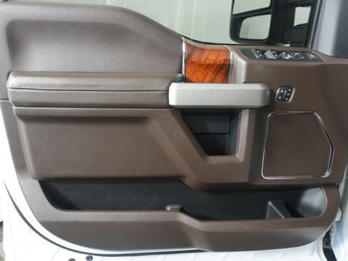 Used 2022 Ford F250 King Ranch AWD/4WD image 34