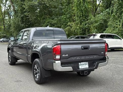 Used 2022 Toyota Tacoma SR5 AWD/4WD image 4