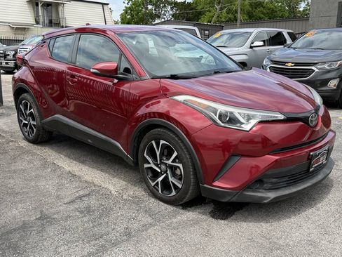 Used 2018 Toyota C-HR XLE FWD image 8