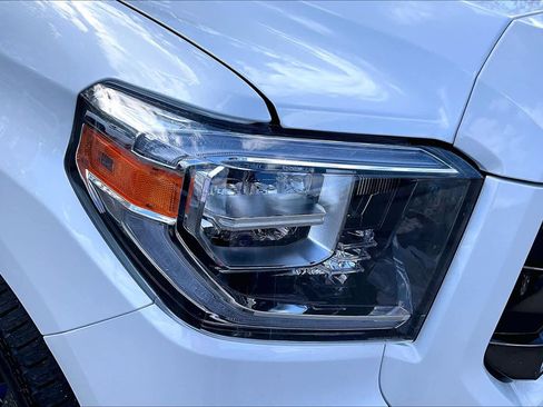 Certified 2021 Toyota Tundra Limited w/ Limited Premium Package AWD/4WD image 26