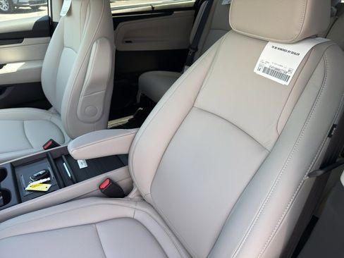 New 2026 Honda Odyssey EX-L image 12