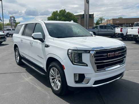 Used 2021 GMC Yukon XL SLT AWD/4WD image 6