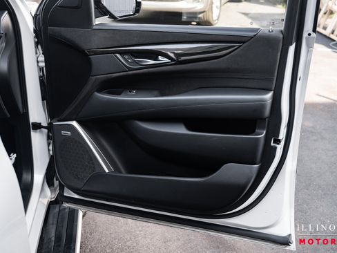 Used 2019 Cadillac Escalade Platinum image 42