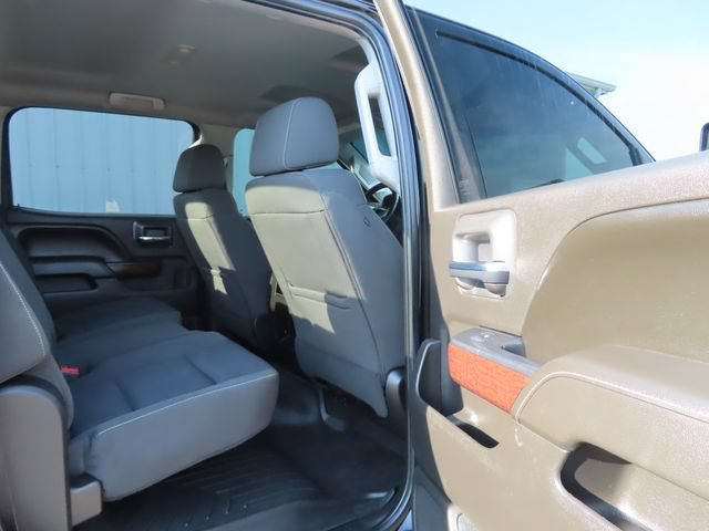 Used 2017 GMC Sierra 2500 SLE w/ Suspension Package, Off-Road AWD/4WD image 27