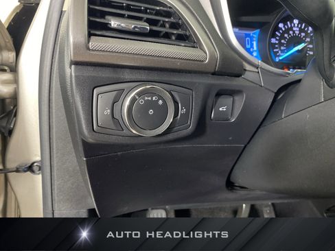 Used 2018 Ford Fusion S FWD image 22