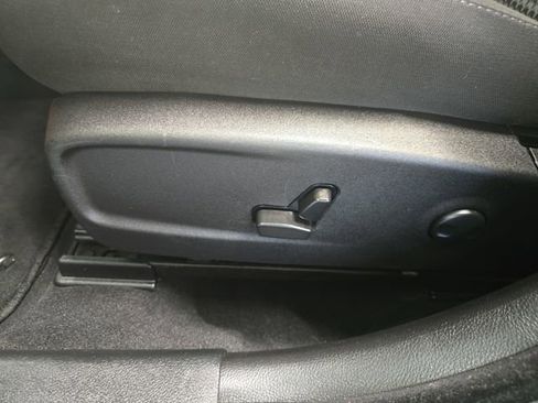 Used 2023 Dodge Charger SXT image 18