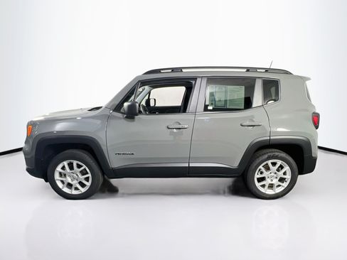 Used 2022 Jeep Renegade Latitude AWD/4WD image 8