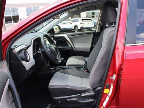 Used 2015 Toyota RAV4 LE AWD/4WD image 12