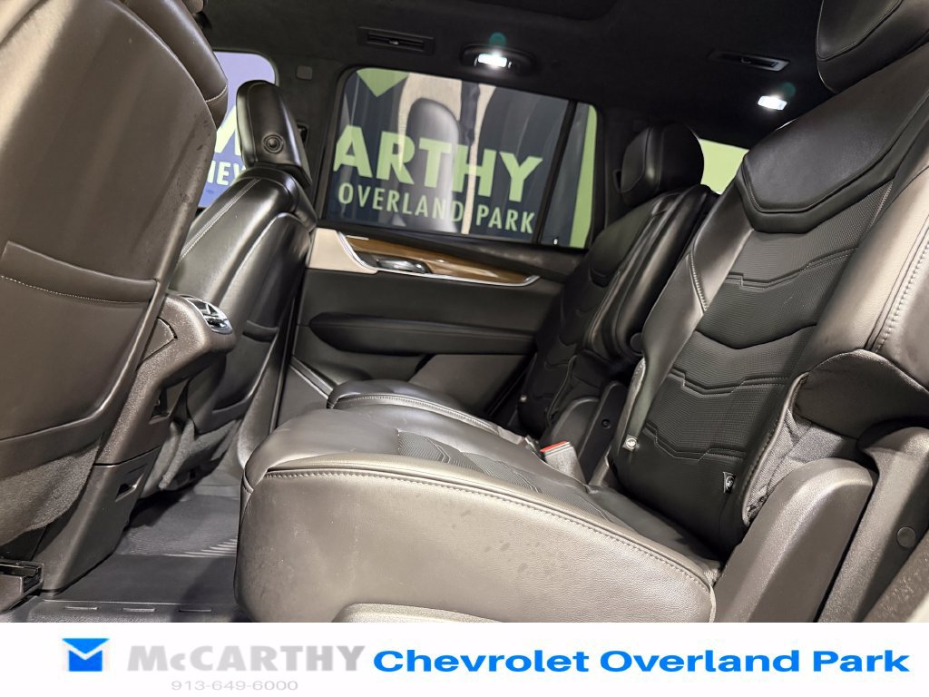 Used 2022 Cadillac XT6 Sport w/ Platinum Package AWD/4WD image 30