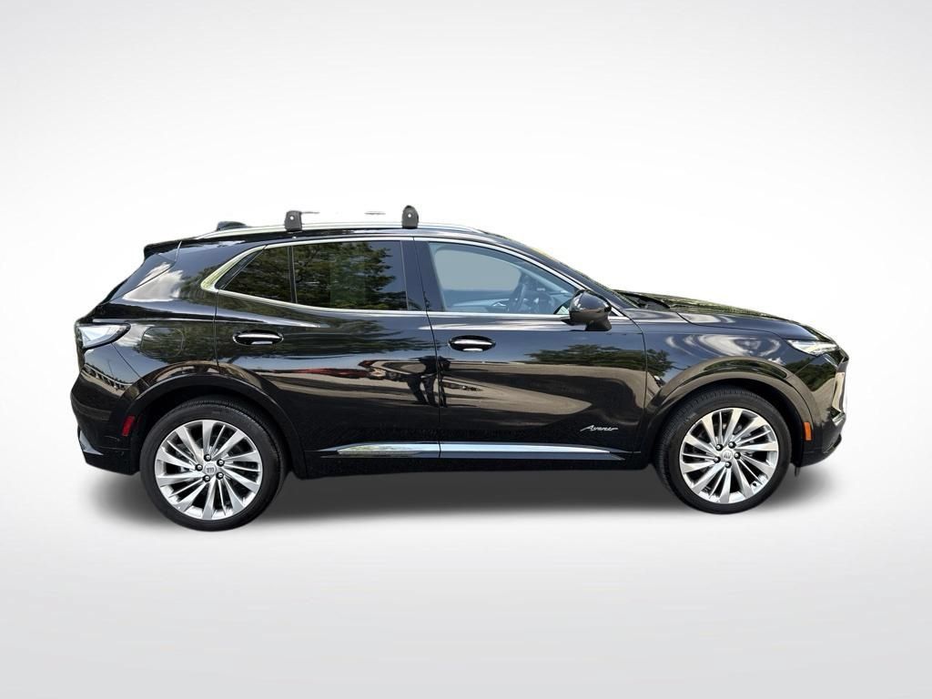 Used 2024 Buick Envision Avenir AWD/4WD image 4