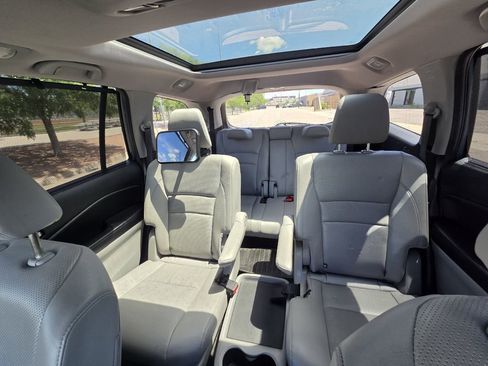 Used 2016 Honda Pilot Elite image 17