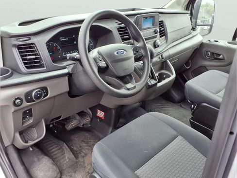 Used 2024 Ford Transit 250 Low Roof w/ Exterior Upgrade Package RWD image 15