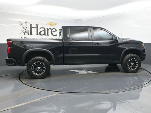 Used 2023 Chevrolet Silverado 1500 ZR2 image 37