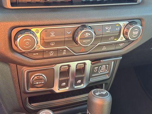 New 2026 Jeep Wrangler Sport S image 32