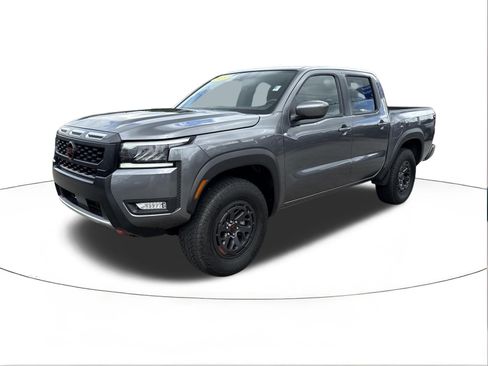 Used 2026 Nissan Frontier PRO-4X AWD/4WD image 7