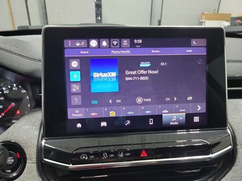 Used 2022 Jeep Compass Latitude image 49