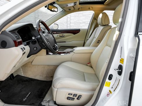 Used 2012 Lexus LS 460 image 4