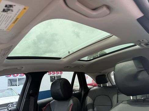 Used 2017 Mercedes-Benz GLC 300 image 25