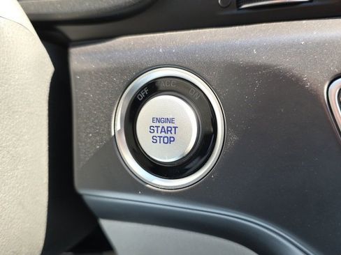 Used 2018 Hyundai Sonata SEL w/ Tech Package 02 image 12