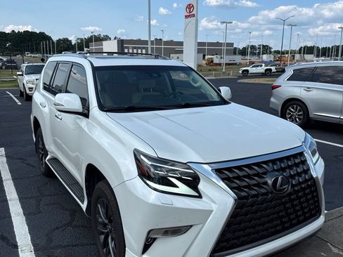 Used 2022 Lexus GX 460 Premium AWD/4WD image 2