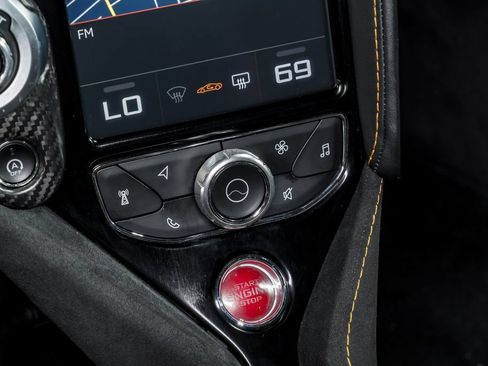 Used 2020 McLaren 720S Performance RWD image 24