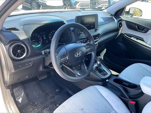 Used 2023 Hyundai Kona SEL FWD image 8